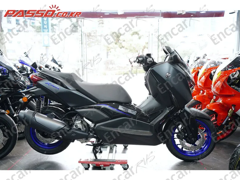 YAMAHA X MAX 300 ABS - фото 0