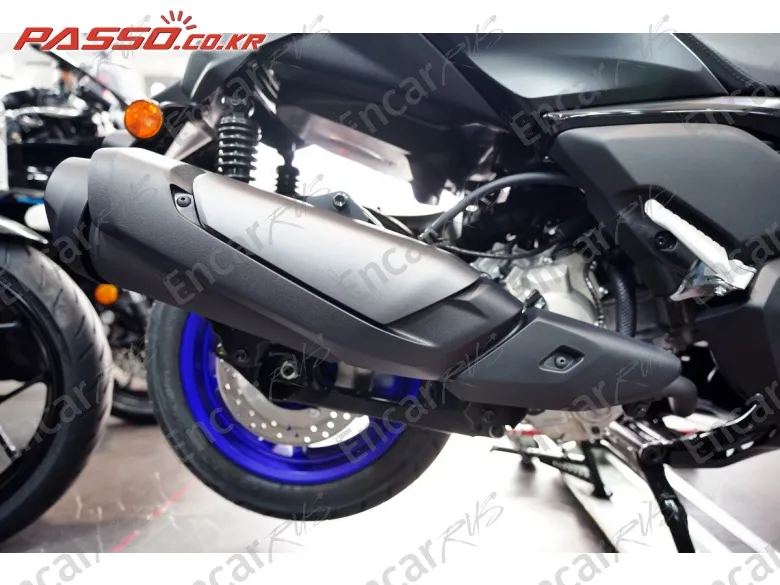 YAMAHA X MAX 300 ABS - фото 6