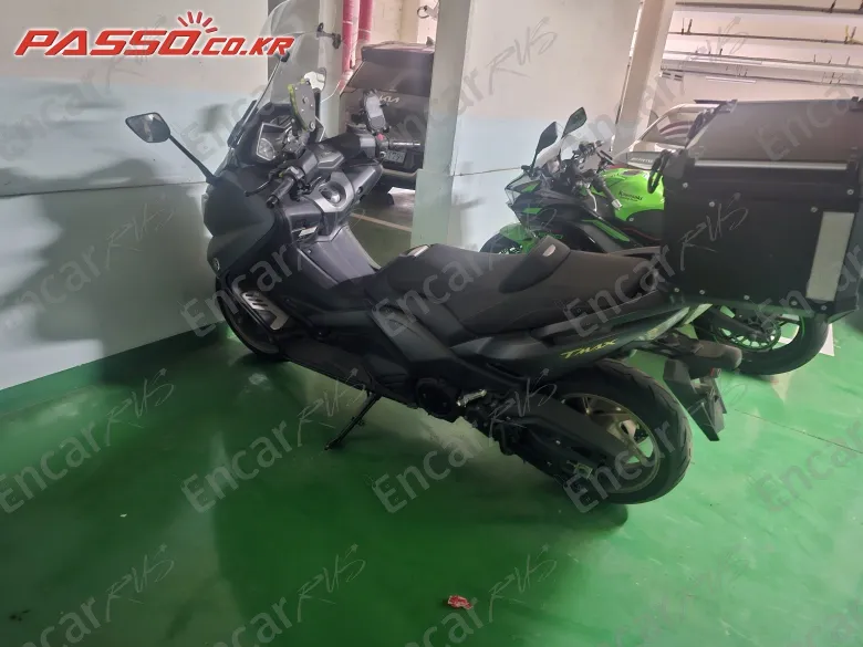 YAMAHA T MAX 530 - фото 3