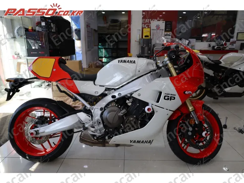 YAMAHA XSR 900 GP - фото 0