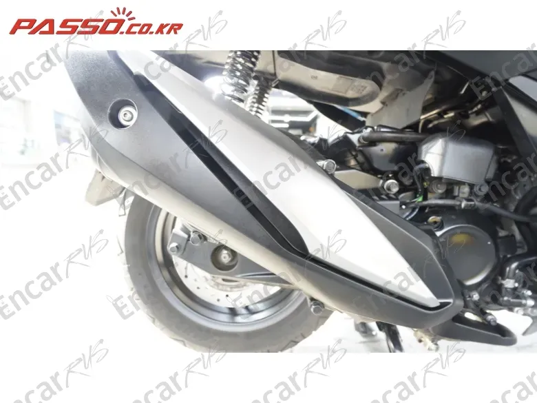 HONDA FORZA 350 - фото 6