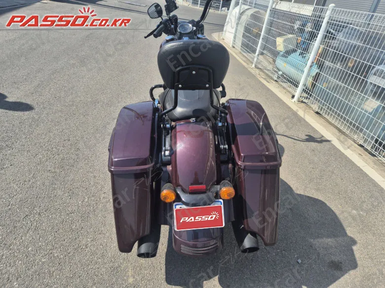 HARLEY-DAVIDSON ROAD KING SPECIAL - фото 2