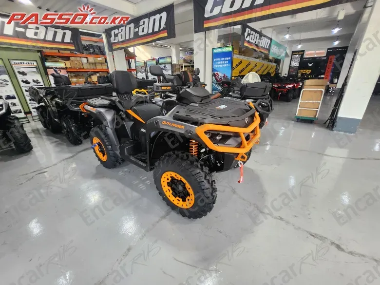 BRP CAN-AM OUTLANDER 1000 MAX XT - фото 0