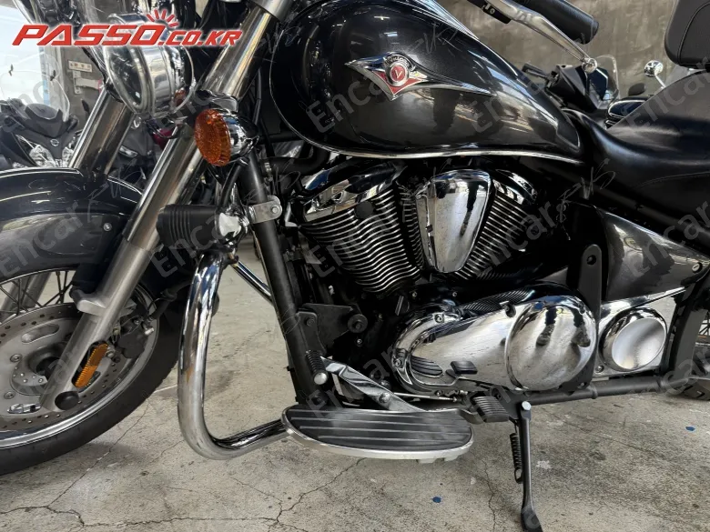 Kawasaki Vulcan 900 Classic - фото 4