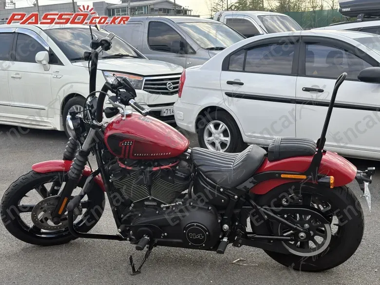 HARLEY-DAVIDSON STREET BOB 114 - фото 1