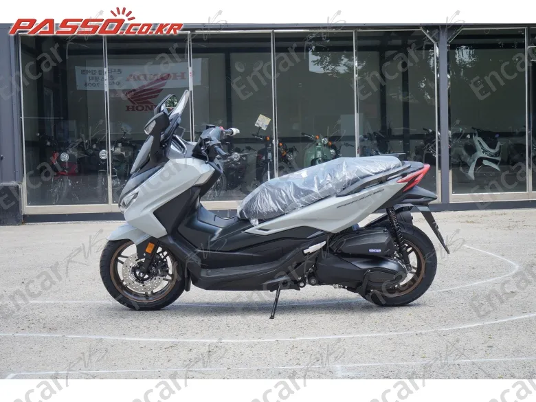 HONDA FORZA 350 - фото 1