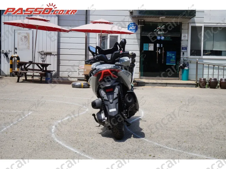 HONDA FORZA 350 - фото 2