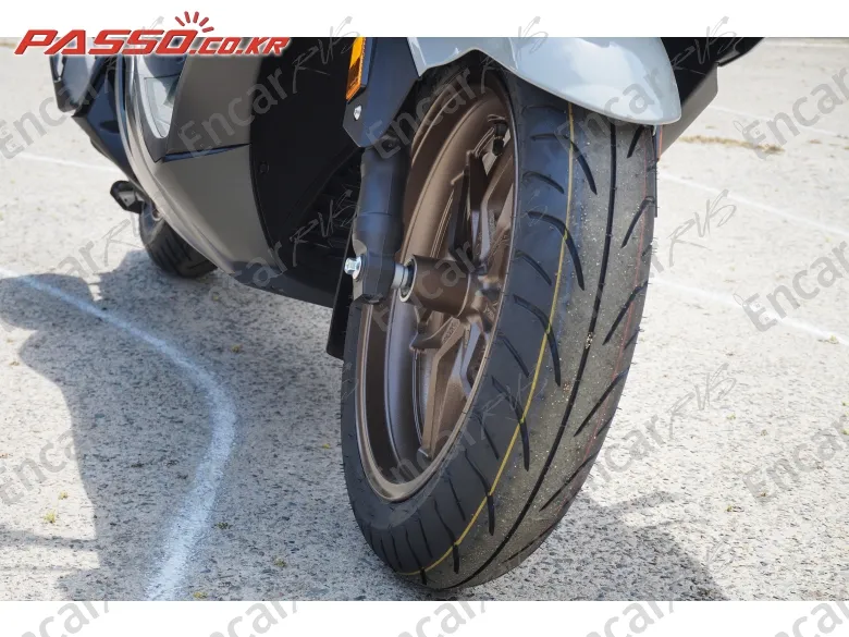 HONDA FORZA 350 - фото 5