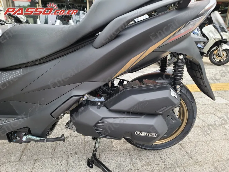 ZONTES 125 E - фото 4