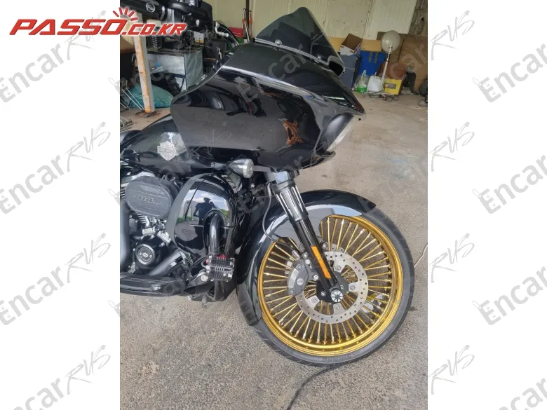 HARLEY-DAVIDSON ROAD GLIDE SPECIAL - фото 5