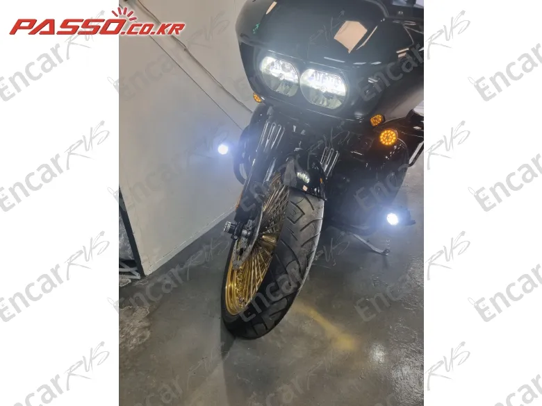 HARLEY-DAVIDSON ROAD GLIDE SPECIAL - фото 6