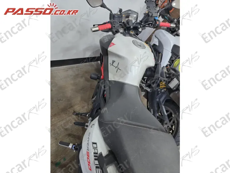 Aprilia Shiver 900 - фото 4