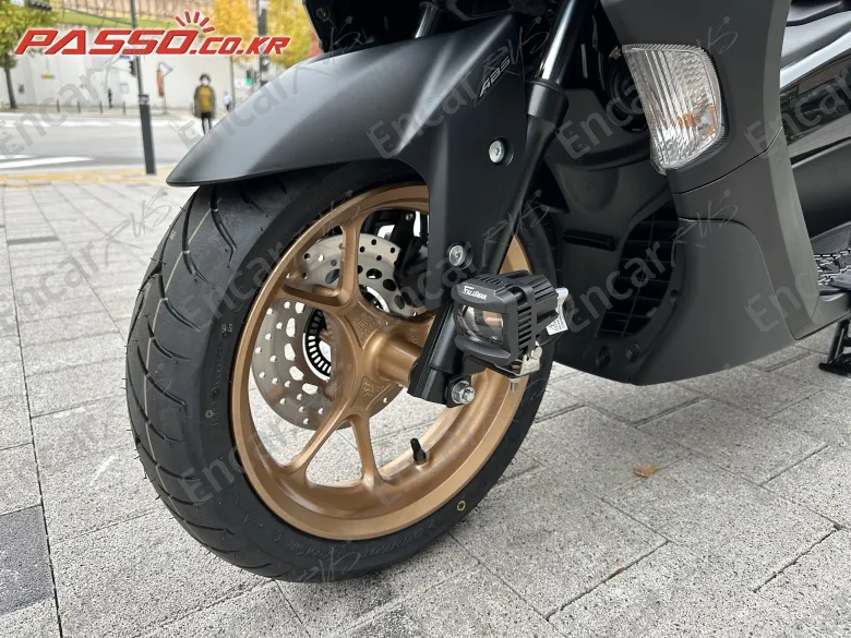 Yamaha N Max 125 - фото 5