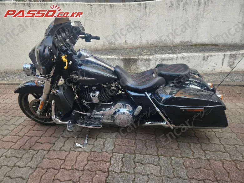 HARLEY-DAVIDSON FLHX - фото 1