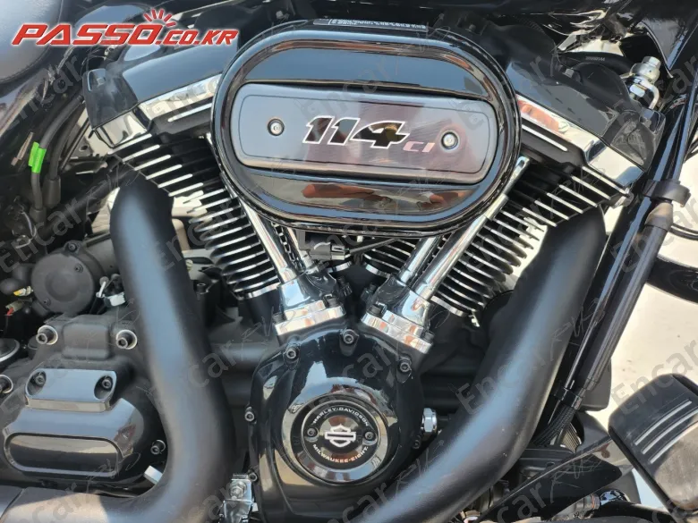HARLEY-DAVIDSON ROAD GLIDE SPECIAL - фото 4