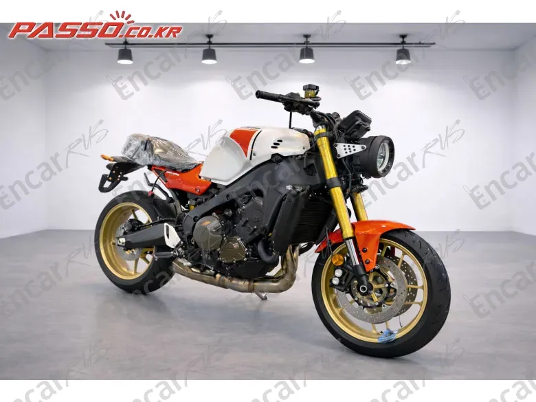 YAMAHA XSR 900 - фото 0