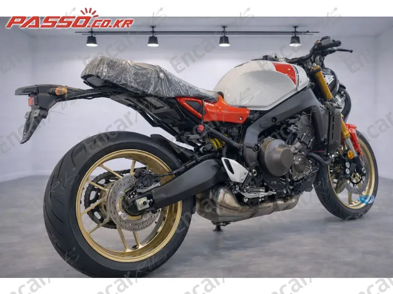 YAMAHA XSR 900 - фото 2