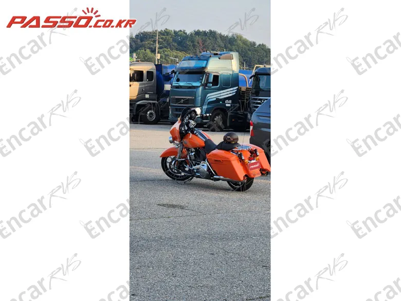 Harley-Davidson Flhxs Street Glide Special - фото 1