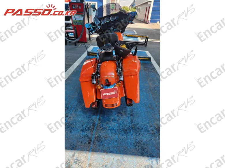 Harley-Davidson Flhxs Street Glide Special - фото 2