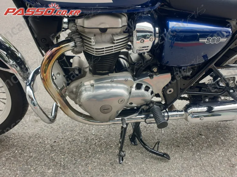 KAWASAKI W 800 - фото 4
