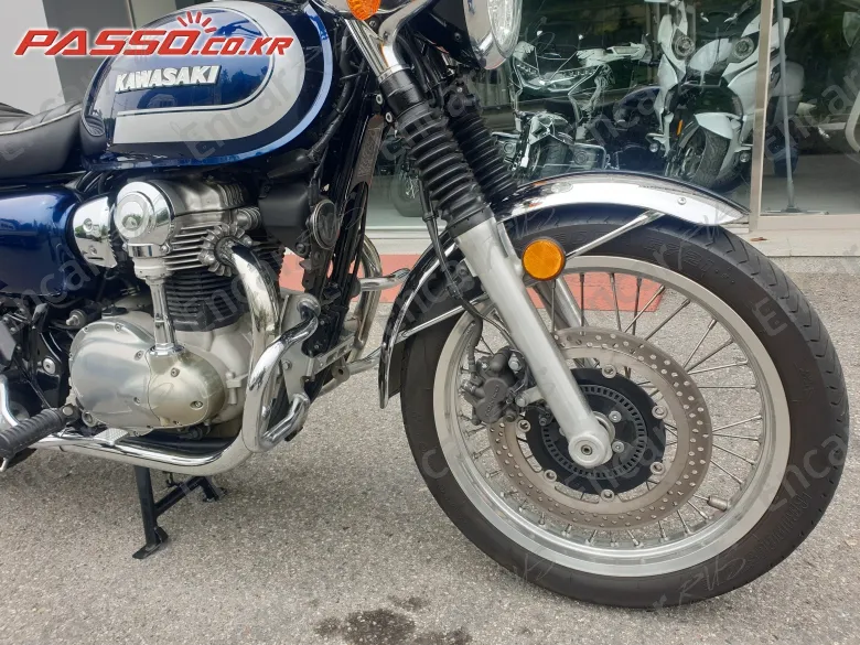 KAWASAKI W 800 - фото 5
