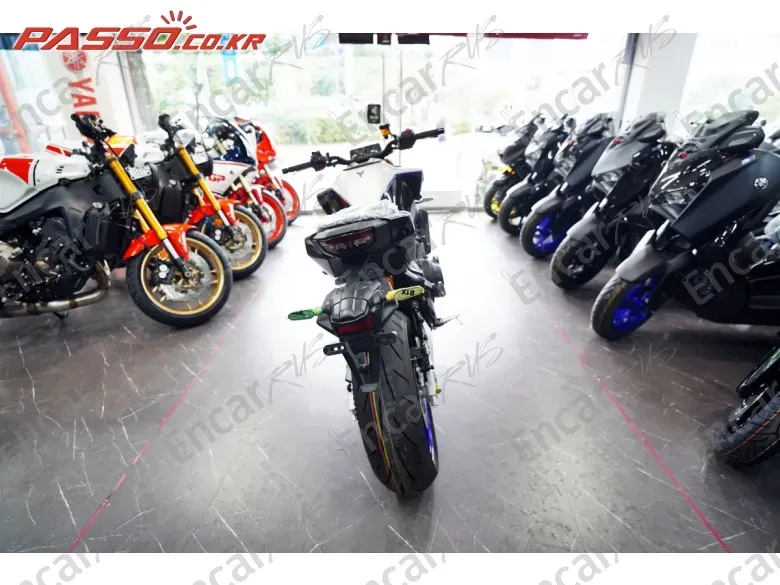 YAMAHA MT 09 SP - фото 2