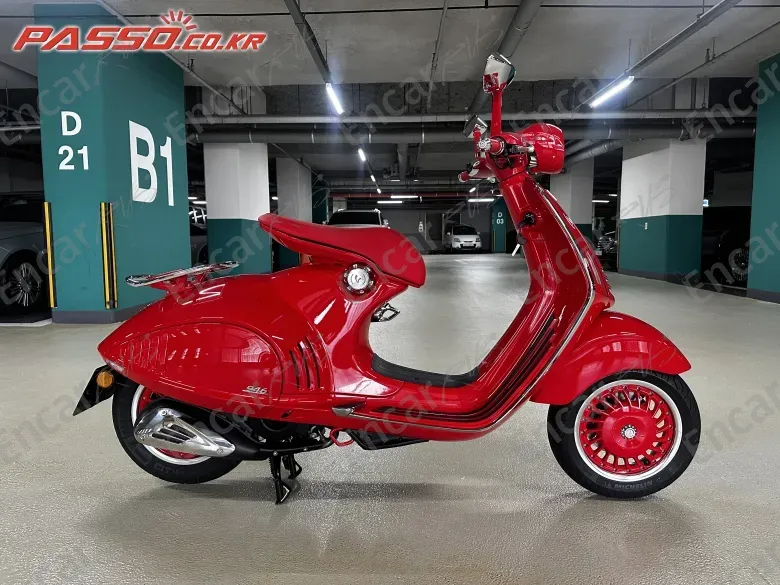 VESPA 946 RED - фото 0