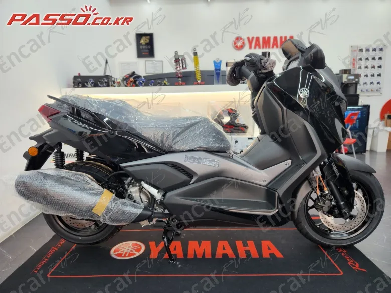 YAMAHA X MAX 300 ABS - фото 0