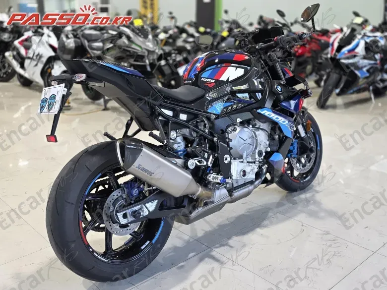 Bmw M 1000 R - фото 2