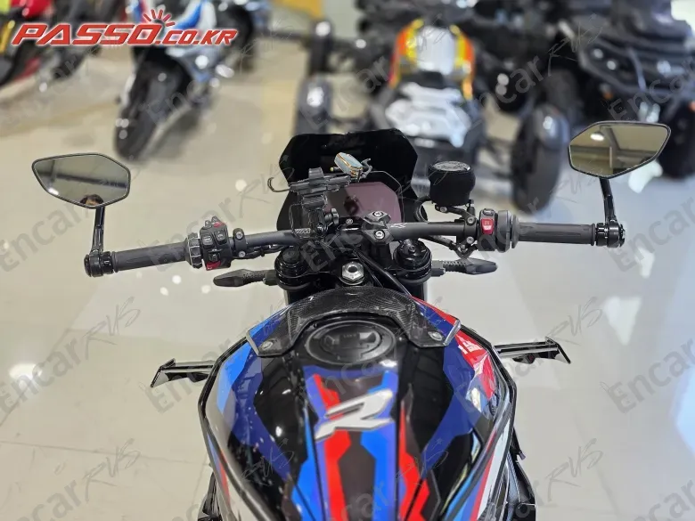 Bmw M 1000 R - фото 3