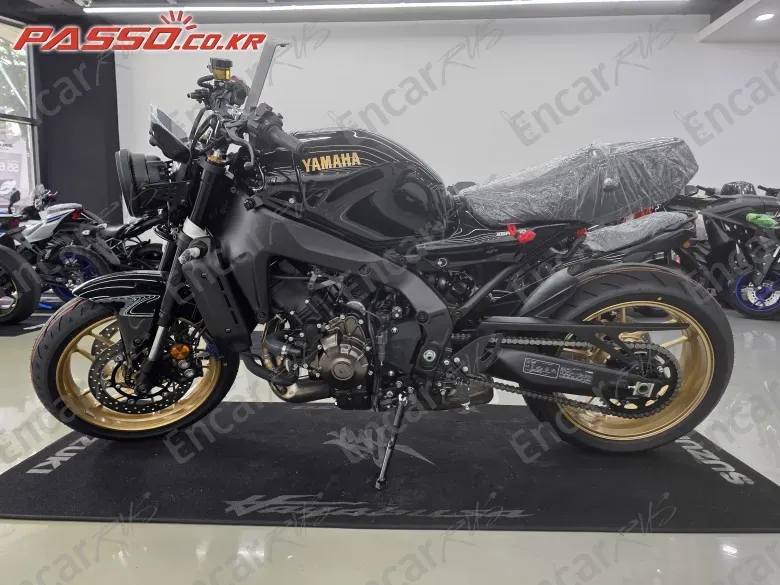 YAMAHA XSR 900 - фото 1