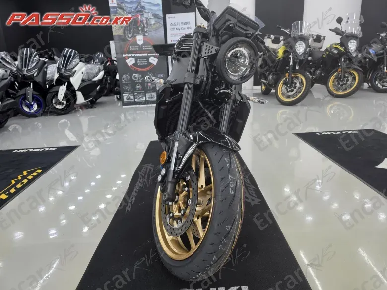 YAMAHA XSR 900 - фото 5
