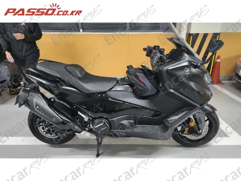 YAMAHA T MAX 560 - фото 0