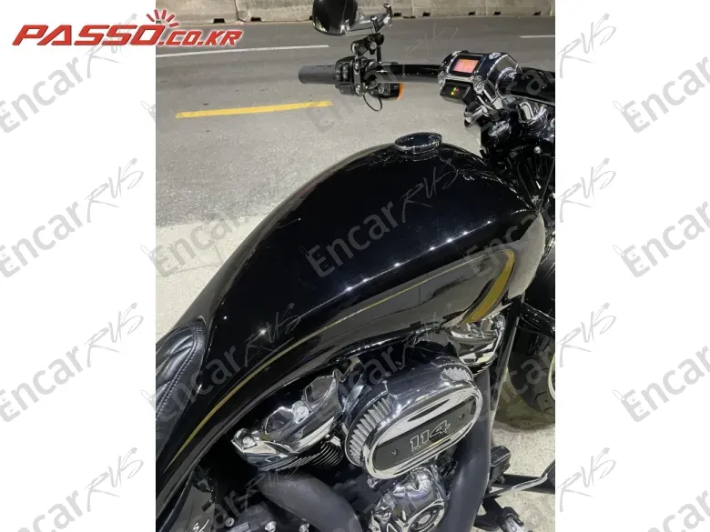 HARLEY-DAVIDSON BREAKOUT 114 - фото 3