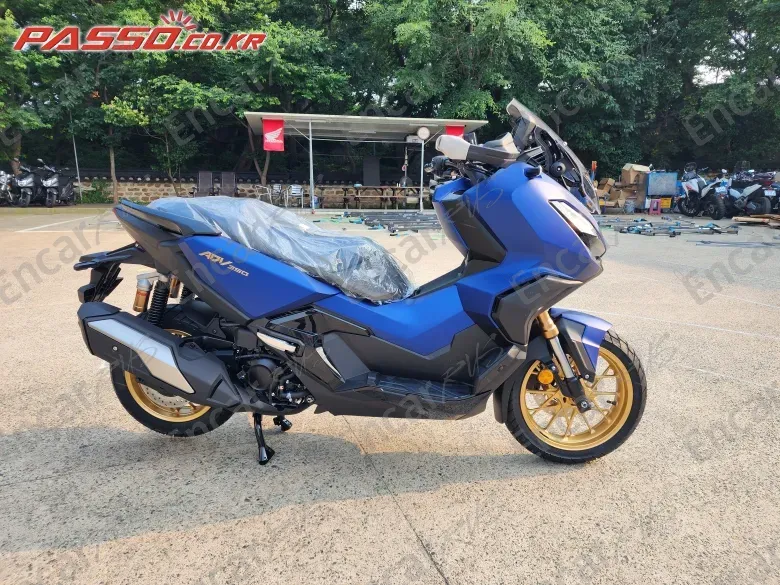 HONDA ADV 350 - фото 0