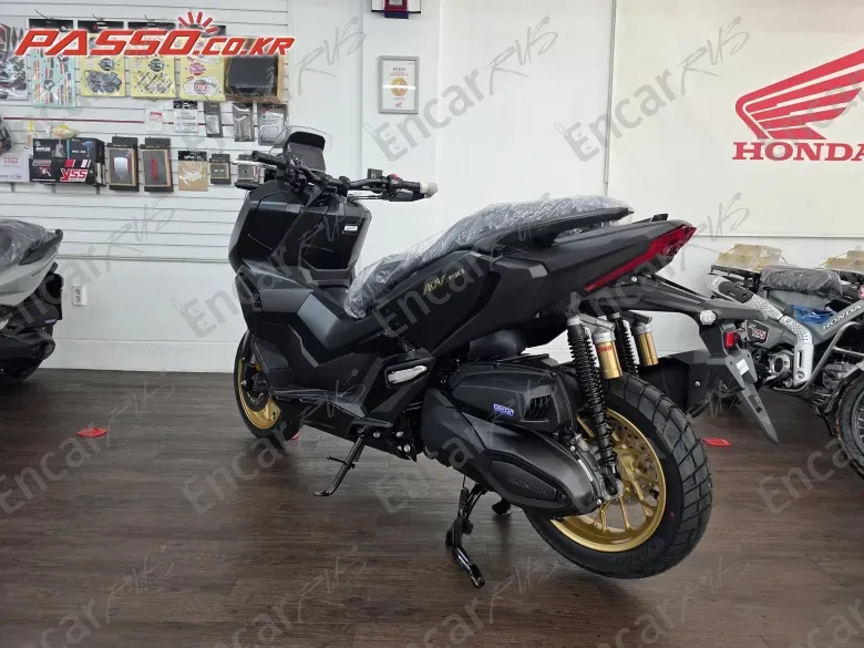 HONDA ADV 350 - фото 5