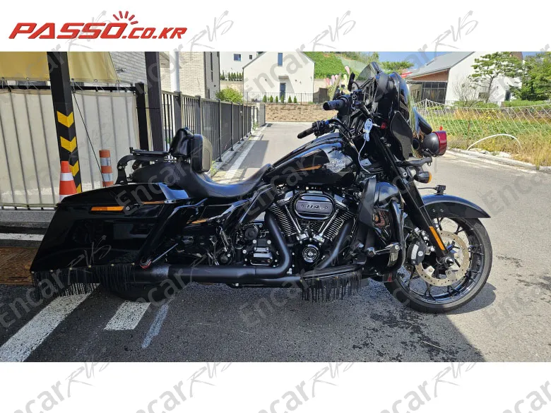HARLEY-DAVIDSON FLHXS STREET GLIDE SPECIAL - фото 0