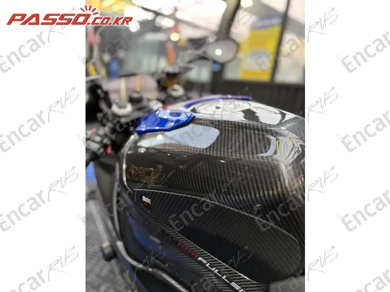 BMW S 1000 RR - фото 4