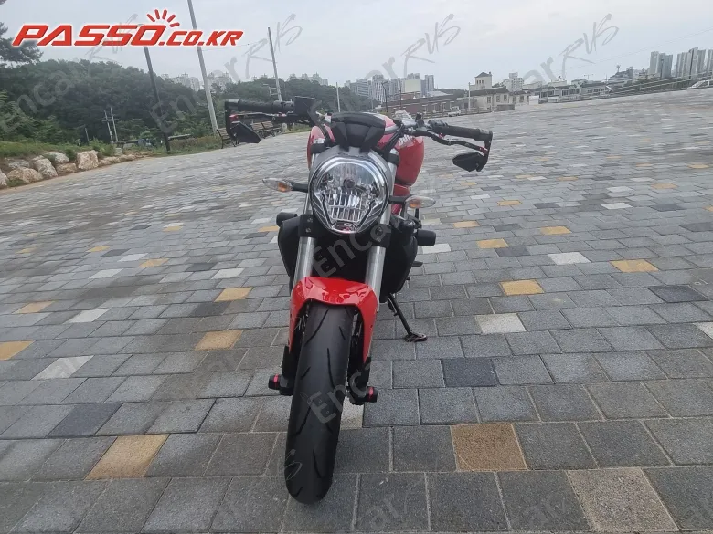 DUCATI MONSTER 821 - фото 6