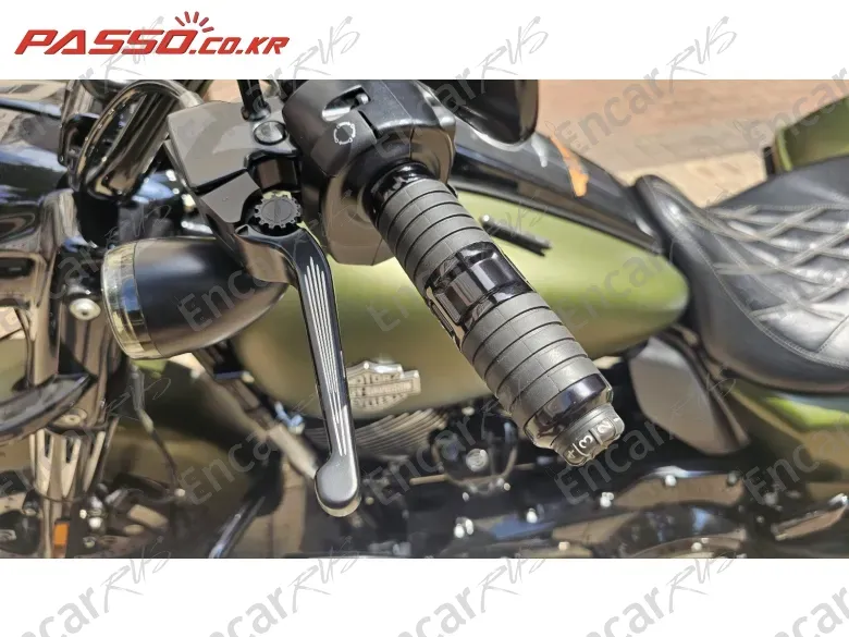 HARLEY-DAVIDSON ROAD KING SPECIAL - фото 3
