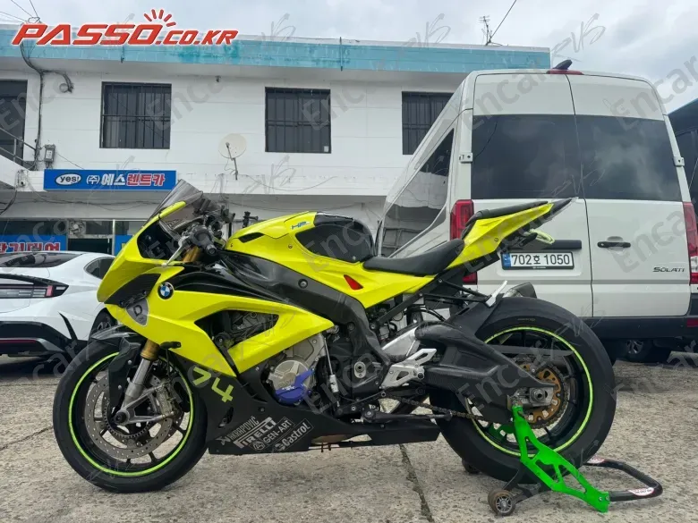 BMW S 1000 RR - фото 1