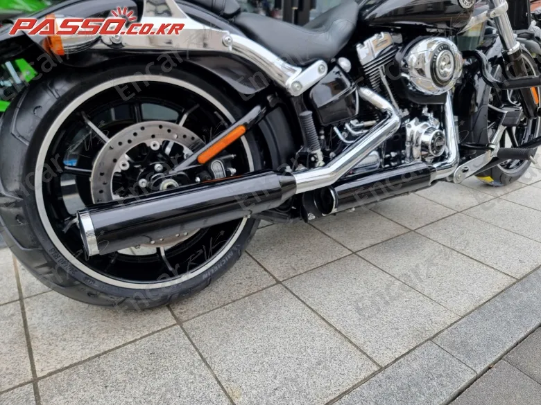 HARLEY-DAVIDSON BREAKOUT - фото 6
