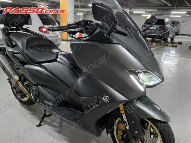 YAMAHA T MAX 560 - фото 0