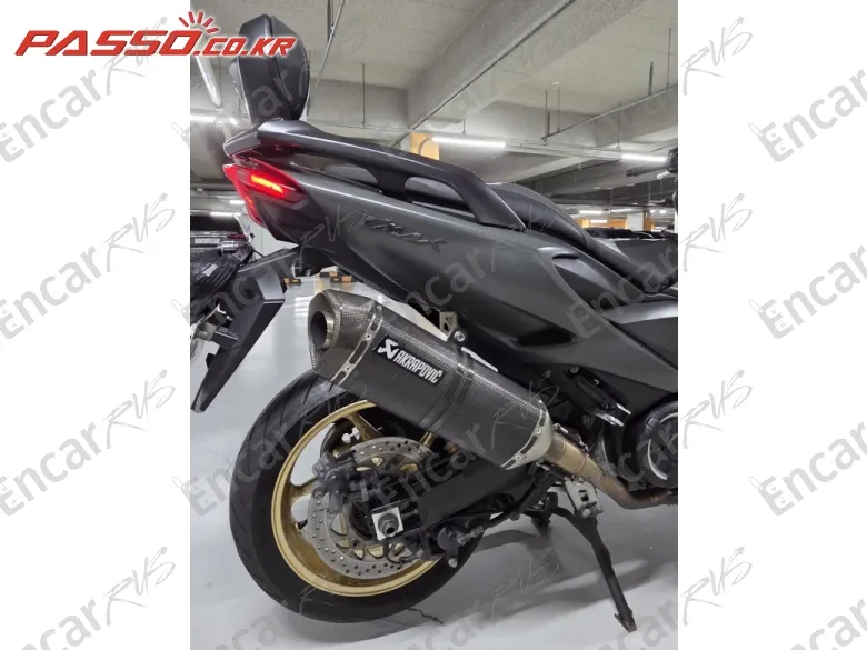 YAMAHA T MAX 560 - фото 5