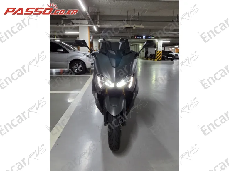 YAMAHA T MAX 560 - фото 6