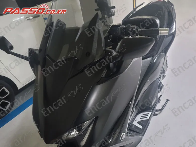 YAMAHA T MAX 560 - фото 0