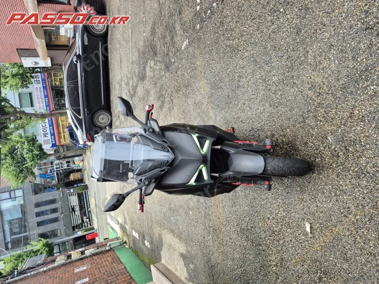 YAMAHA X MAX 300 ABS - фото 6