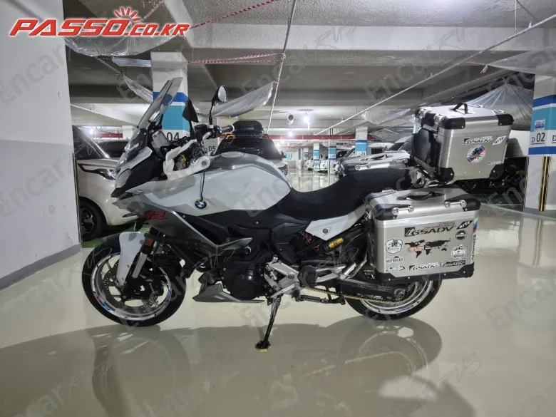 BMW F 900 XR - фото 1