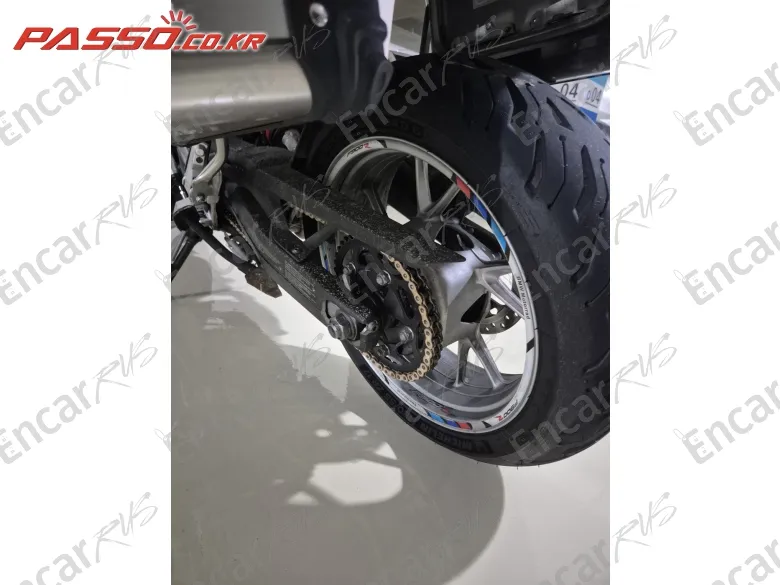 BMW F 900 XR - фото 2
