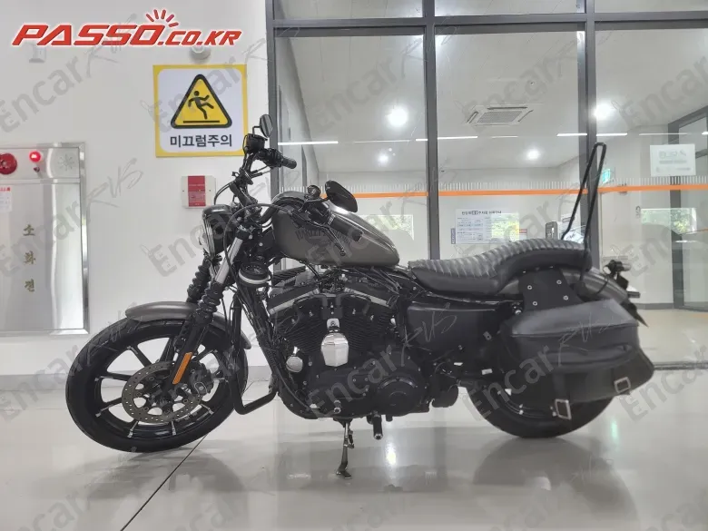 HARLEY-DAVIDSON XL 883 N - фото 1